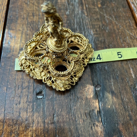 Vintage Gold-Tone Lipstick Stand -“The Bucklers” - Picture 9 of 12